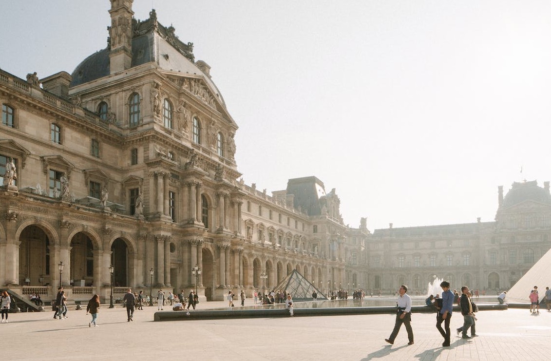 La formation en ligne pour devenir réceptionniste à Paris